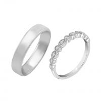 Eheringe aus Eternity-Ring mit Lab Grown Diamanten und einem Komfort-Ring Paloma
