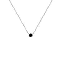 Silberne minimalistische Kette mit einem schwarzen Diamanten Glosie