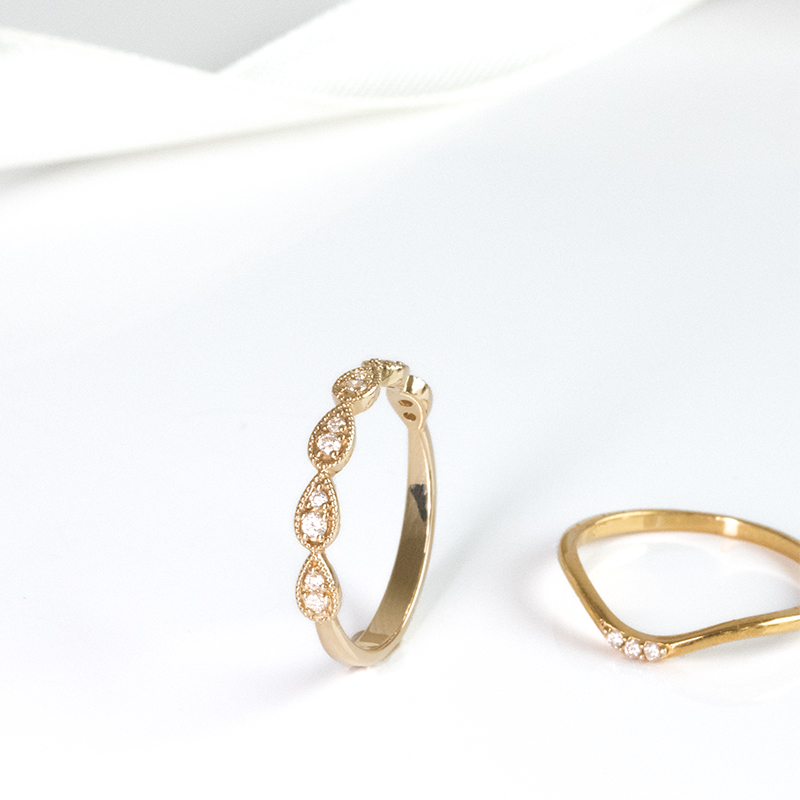 Halb-Eternity Ring aus Gold mit Diamanten Lacy 128678