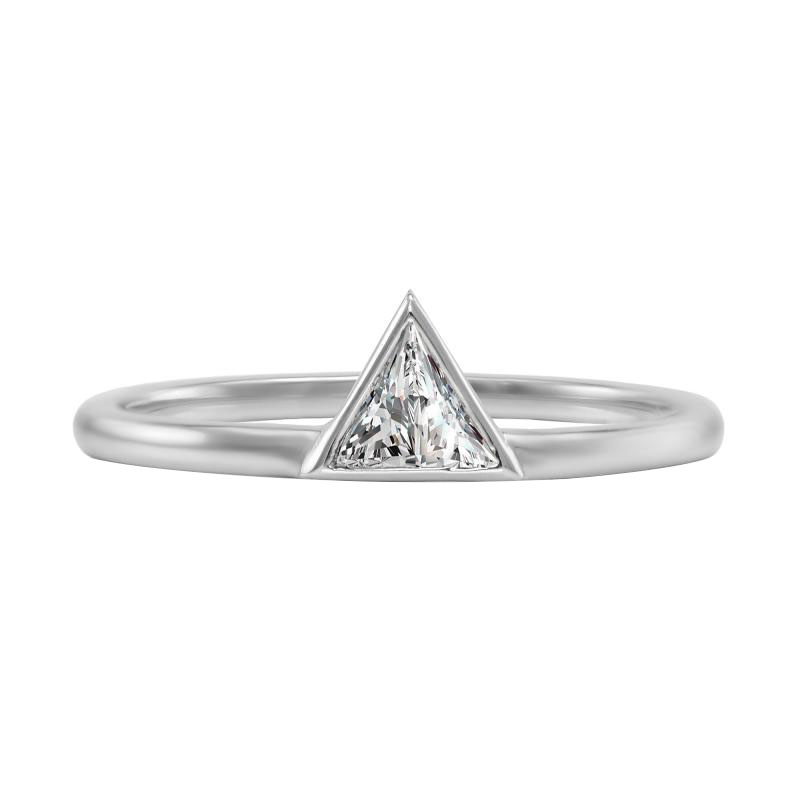 Goldset von Eternity Ring und Ring mit Trillion-Diamant Hylia 21528