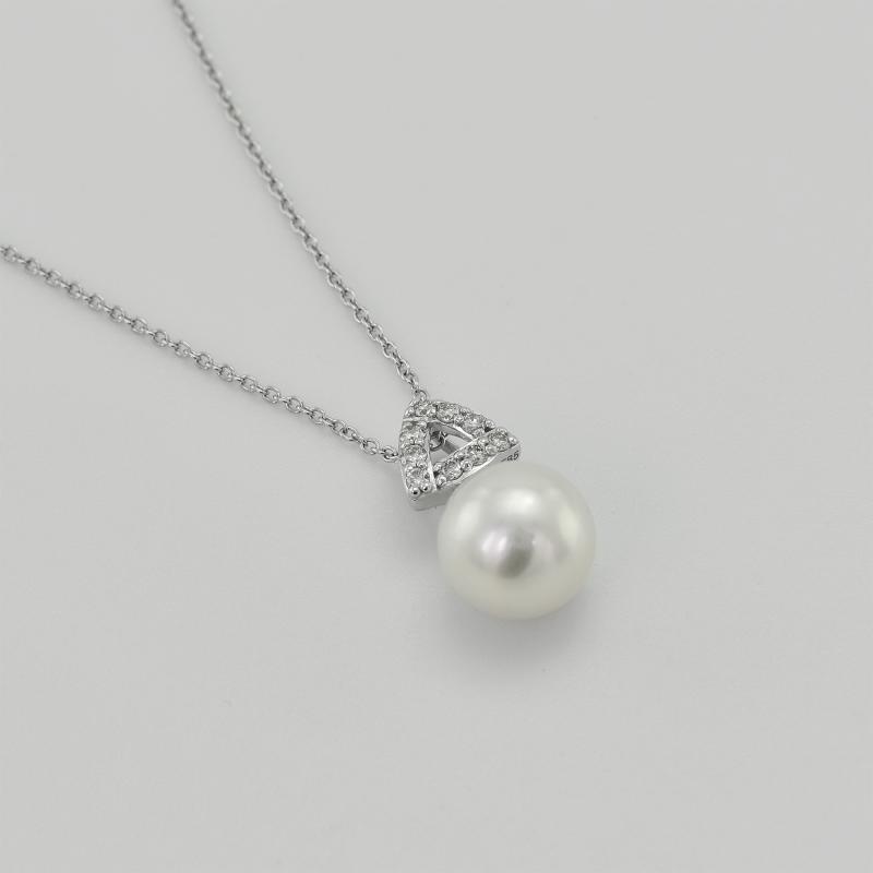 Goldene Halskette mit Perle und Diamantdreick Beranga 42748