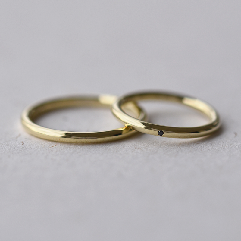 Minimalistische Eheringe aus Gold Alays 58698