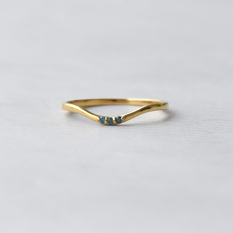 Silberner Ring mit drei blauen Diamanten Willard 73048