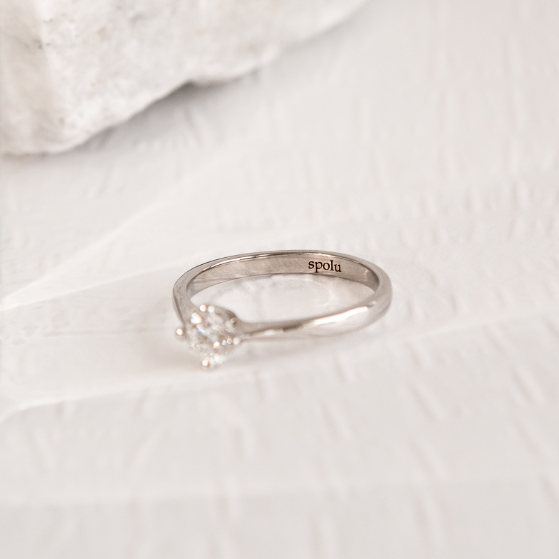 Verlobungsring aus Weißgold mit Diamant Mahiya 120959
