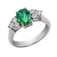 Verlobungsring aus Gold mit ovalem Smaragd und Diamanten Rolena