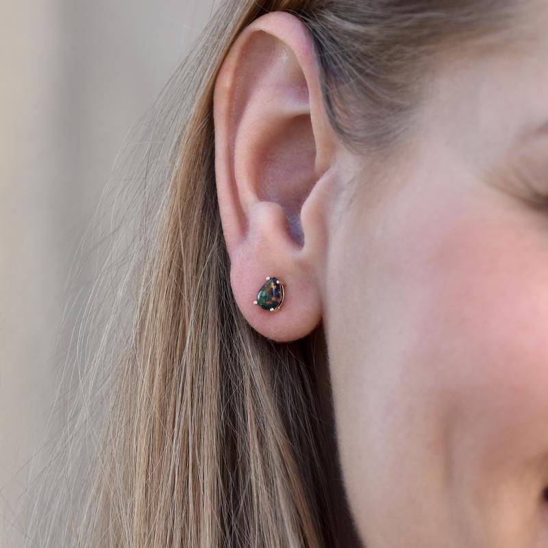 Schwarze Ohrringe mit Opal 43719