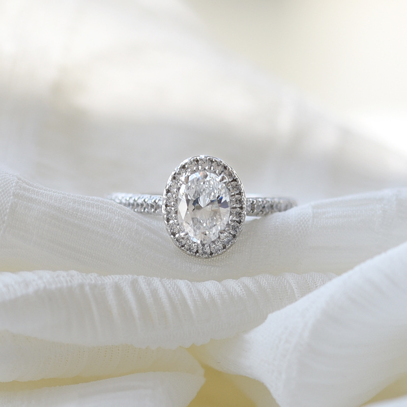 Zauberhafter Diamantring für Verlobung 60929
